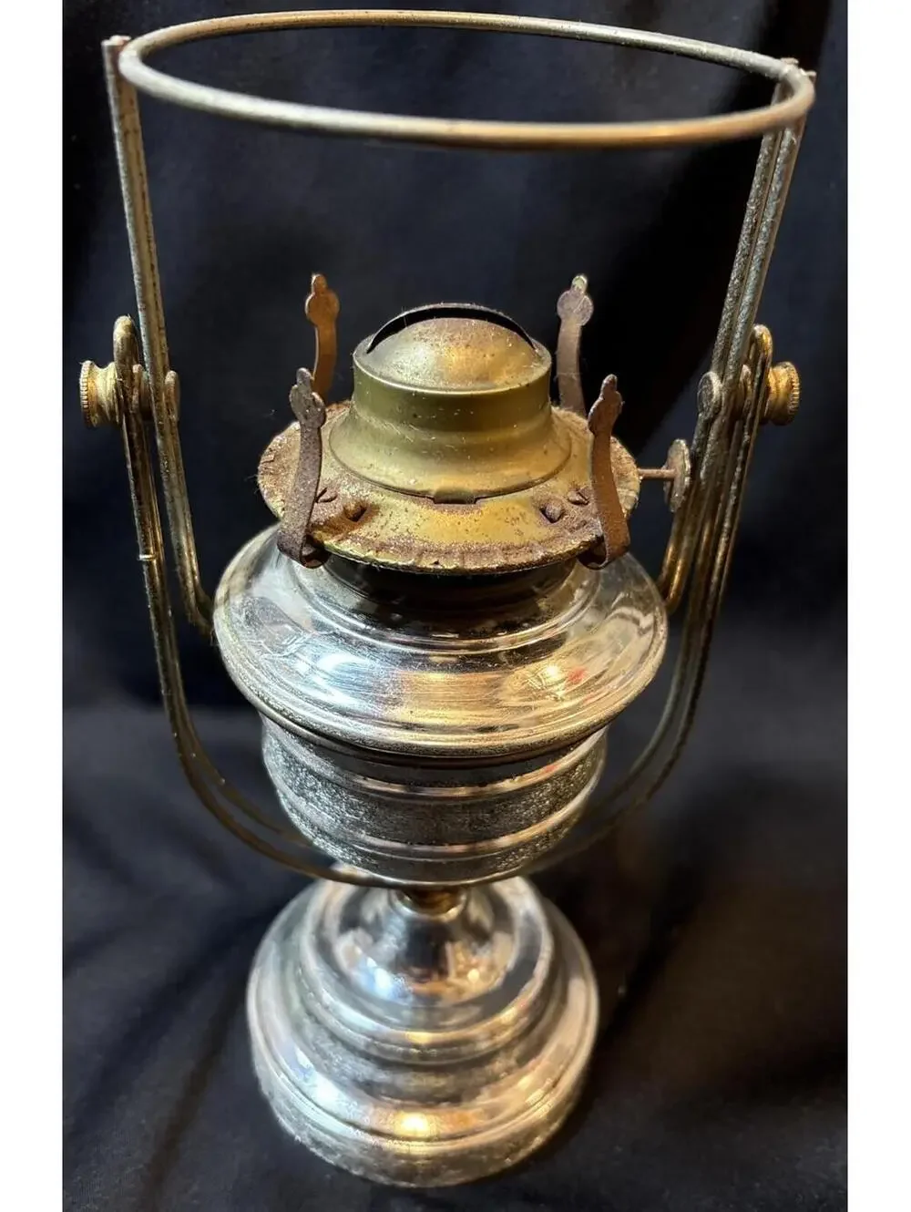 VTG Nickel Brass Ship Gimbal Oil Lamp Swivel Wall / Table Mount 10.75” No Globe